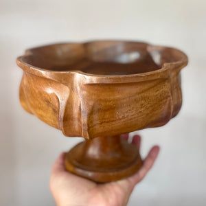 Wooden pedestal bowl