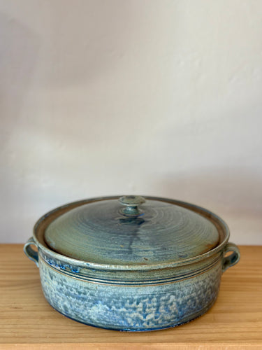 Pottery casserole dish