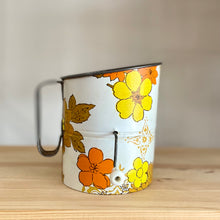 Willow sifter retro floral