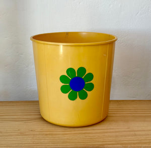 Retro flower bin