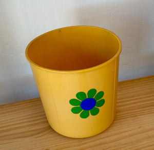 Retro flower bin