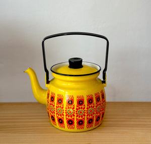 Finel Arabia enamel kettle teapot