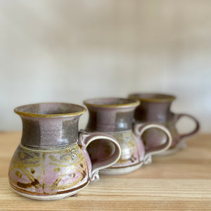 Set of 3 pottery mugs