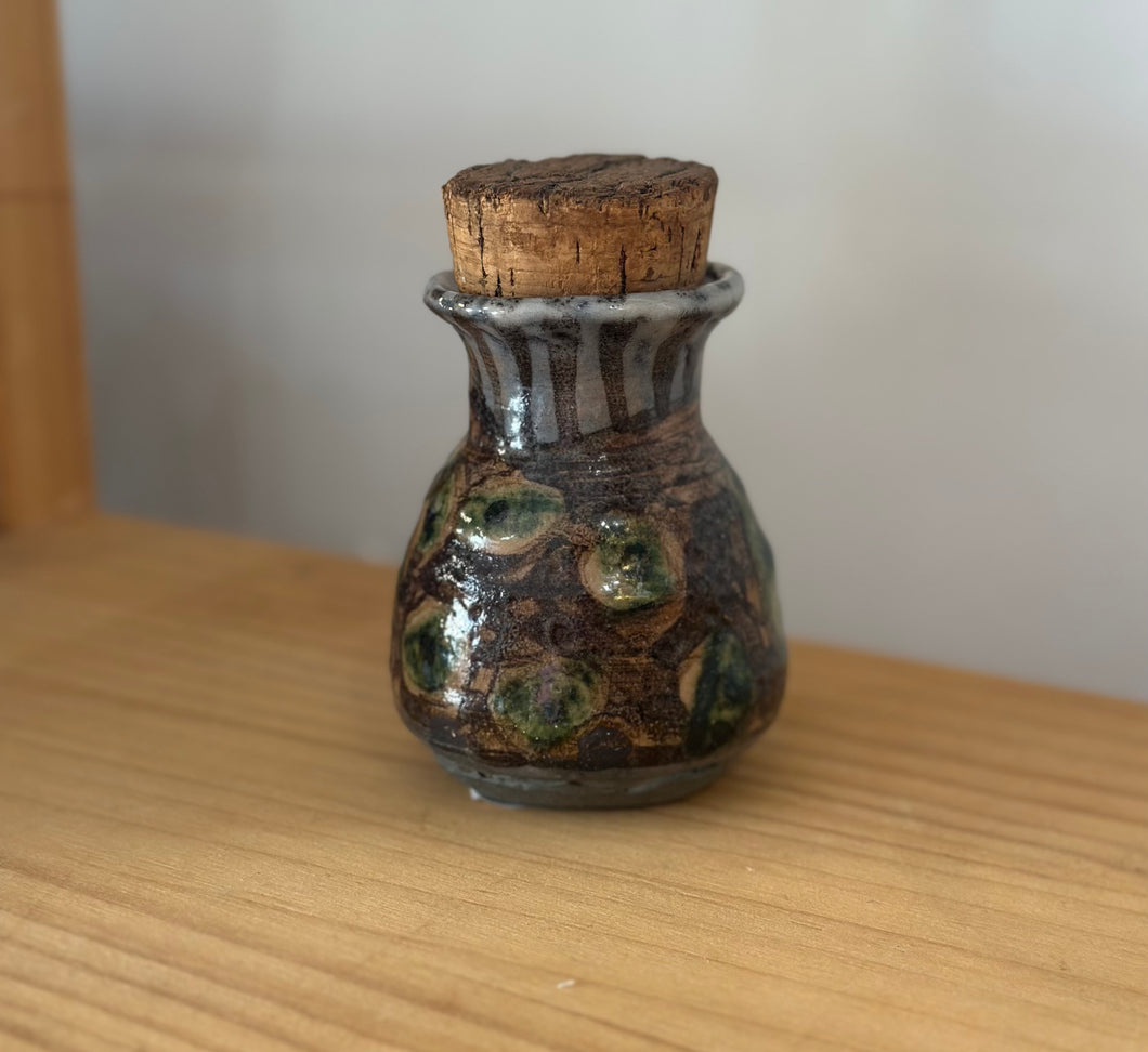 Glazed jar w/cork lid