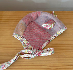 Wool bonnet with ears - SMALL