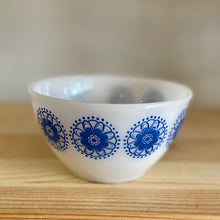 Agee Pyrex blue Doily bowl 5”