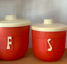 Retro canister set 4pc