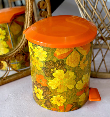 Retro floral Willow pedal waste bin