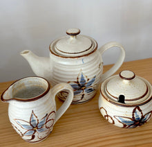 Stoneware 3pc tea set