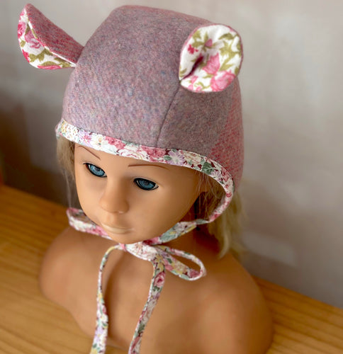 Wool bonnet with ears - SMALL