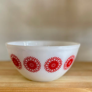 Agee Pyrex red Doily bowl 8”