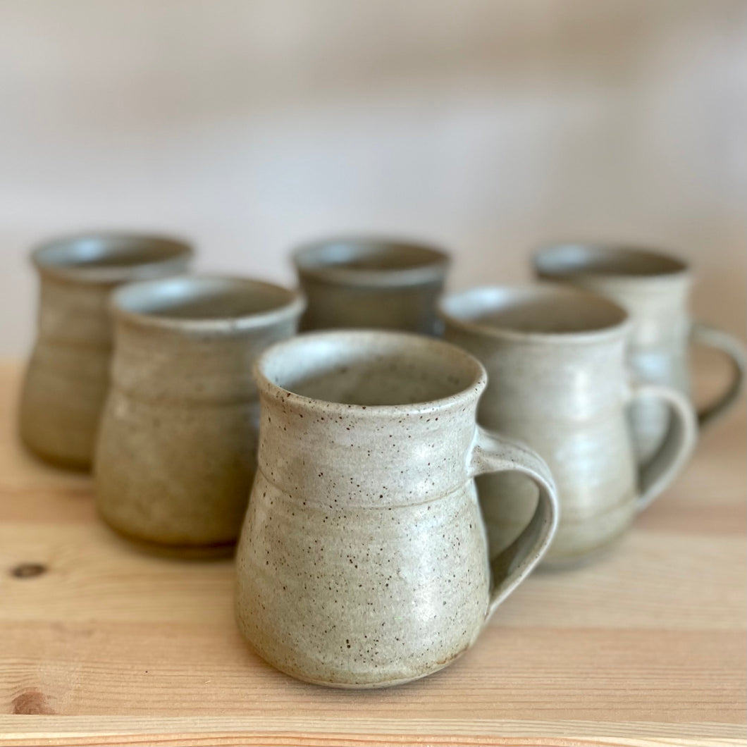 Set of 6 pottery cups