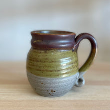 Set of 5 pottery cups