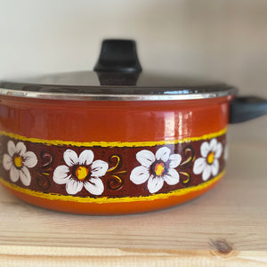 Vintage enamel cookware pot #8